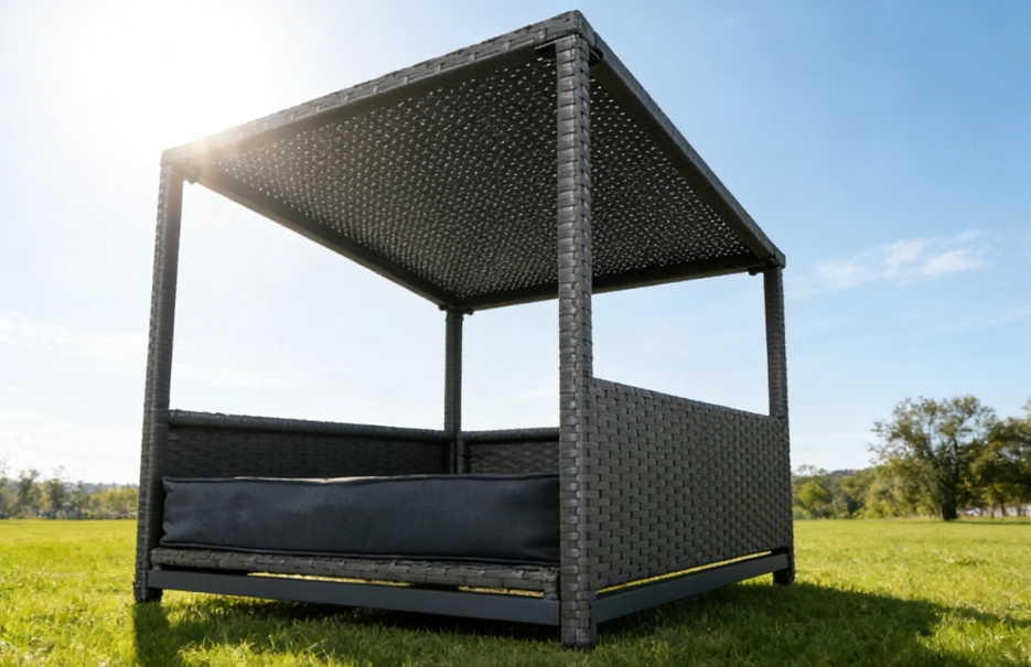 What Is the Best Size of Outdoor Furniture for Pets to Keep Them Happy