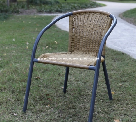 How to Choose the Best Outdoor Furniture for Your Balcony